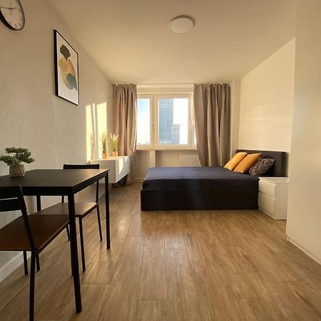New Apartment With Magnificent View Варшава Екстер'єр фото